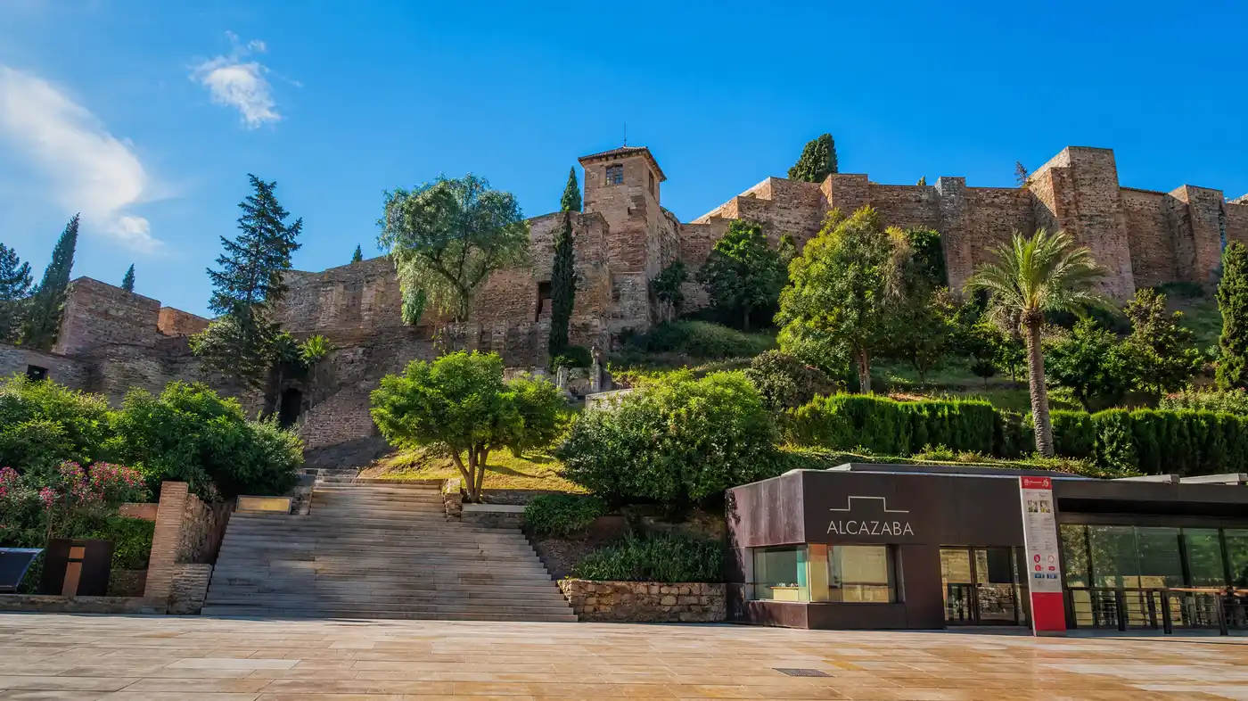 How to Get to Alcazaba Malaga: Entrance, Lift and Parking